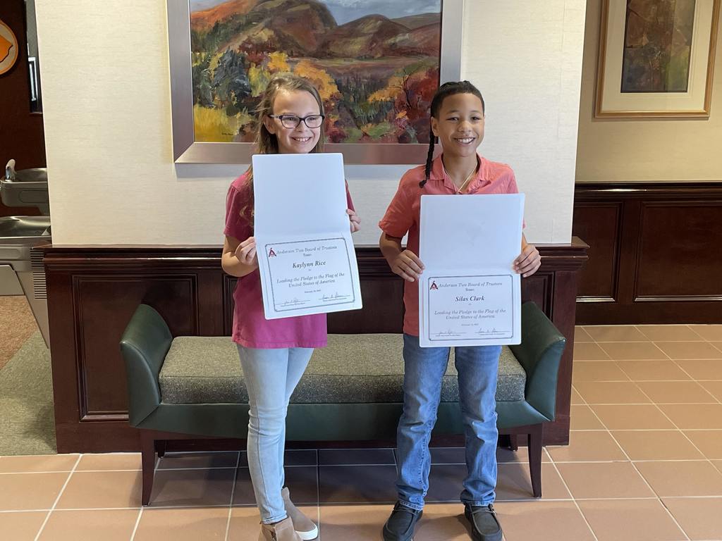 Students recite the Pledge of Allegiance